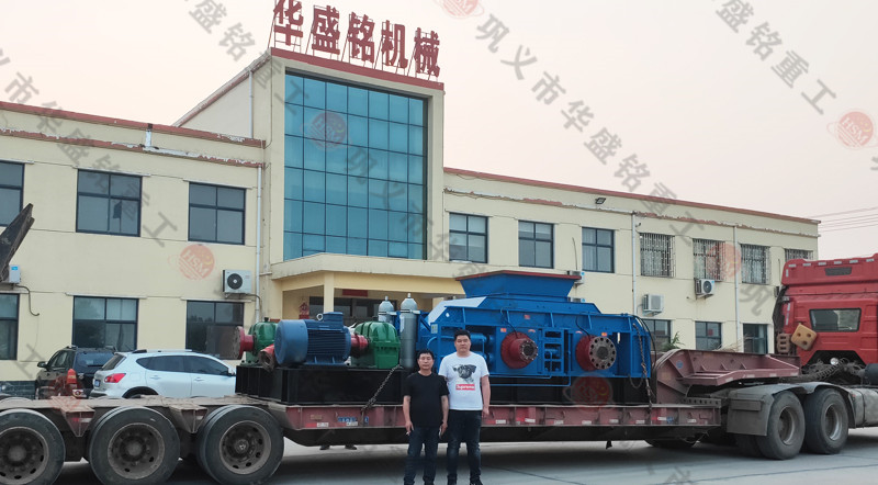 FH平台_FH（中国2PGY1212对辊破碎机机成功发往洛阳